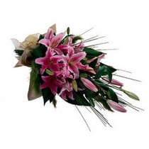 Ankara Elvankent �i�ek�i firma �r�n�m�z  3 adet kazablanka buketi