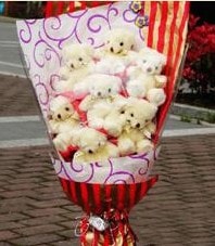 15 adet ay�c�k ile yap�lm�� farkl� g�rsel buket 